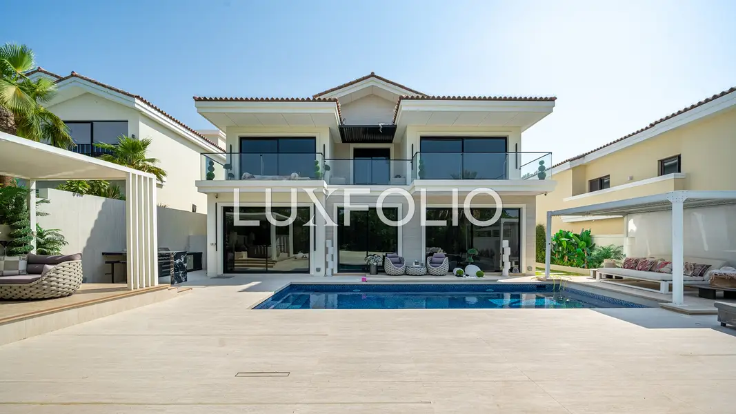 Fully Renovated | Large Plot | 6 Bedrooms
