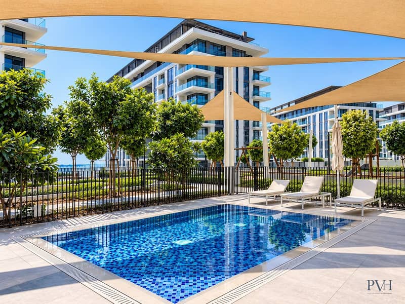 20 Luxury Poolside Retreat with Shade Sails. jpeg