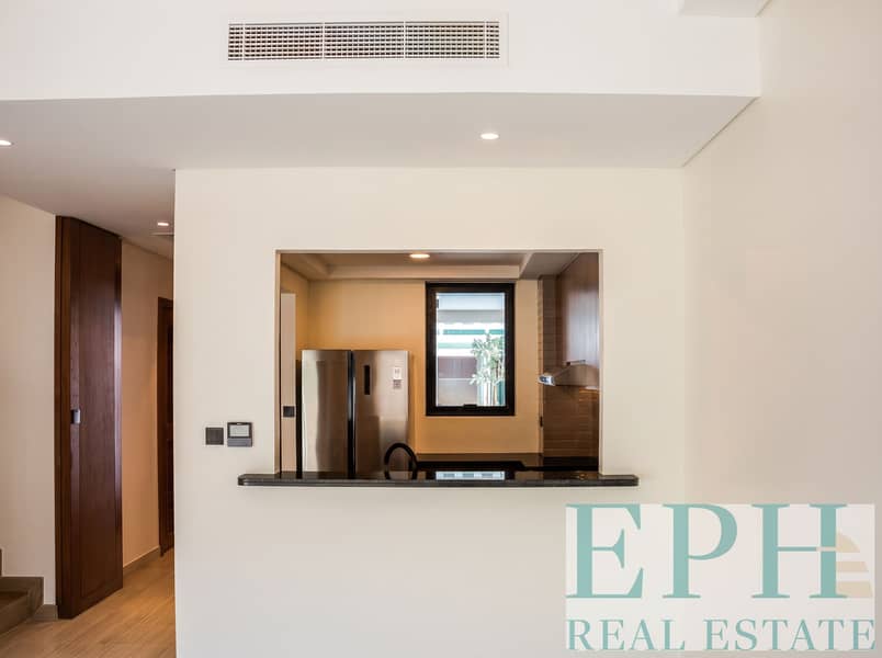 4 Gemini_Generated_Image_vk5tccvk5tccvk5t. jpg