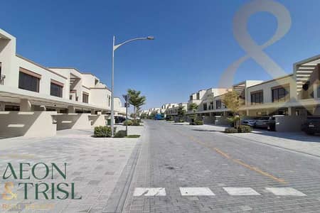 4 habitaciones Townhouse para en Alquiler en DAMAC Lagoons, Dubai - Casa adosada en DAMAC Lagoons,Costa Brava, 4 dormitorios, 140000 AED - 16793792 4 habitaciones Townhouse para en Alquiler en DAMAC Lagoons, Dubai - Casa adosada en DAMAC Lagoons,Costa Brava, 4 dormitorios, 140000 AED - 16793792