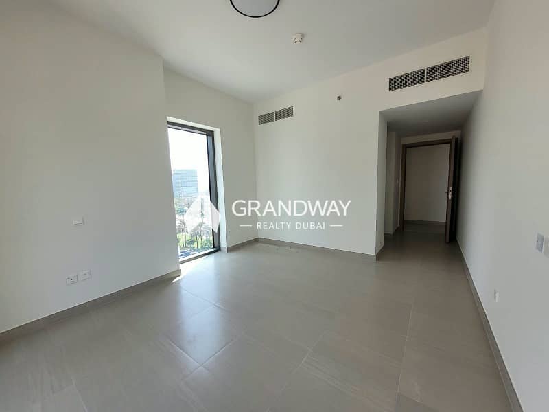 16 Large Apartment | Generous Living Space I Vacant — photo 16
