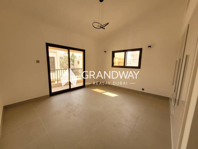 16 Spacious Villa I Private Garden I Prime Location — photo 16
