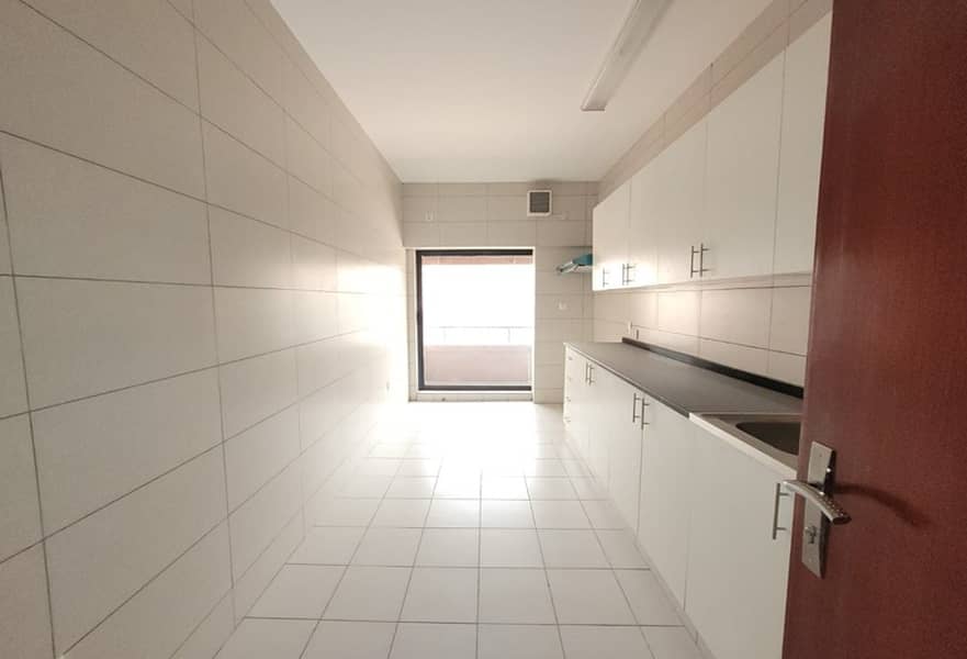 5 Elegant 3BR | Prime Location | Zabeel View — photo 5