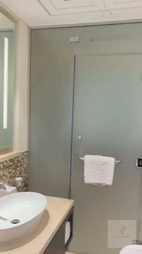 8 new-02-bathroom. png