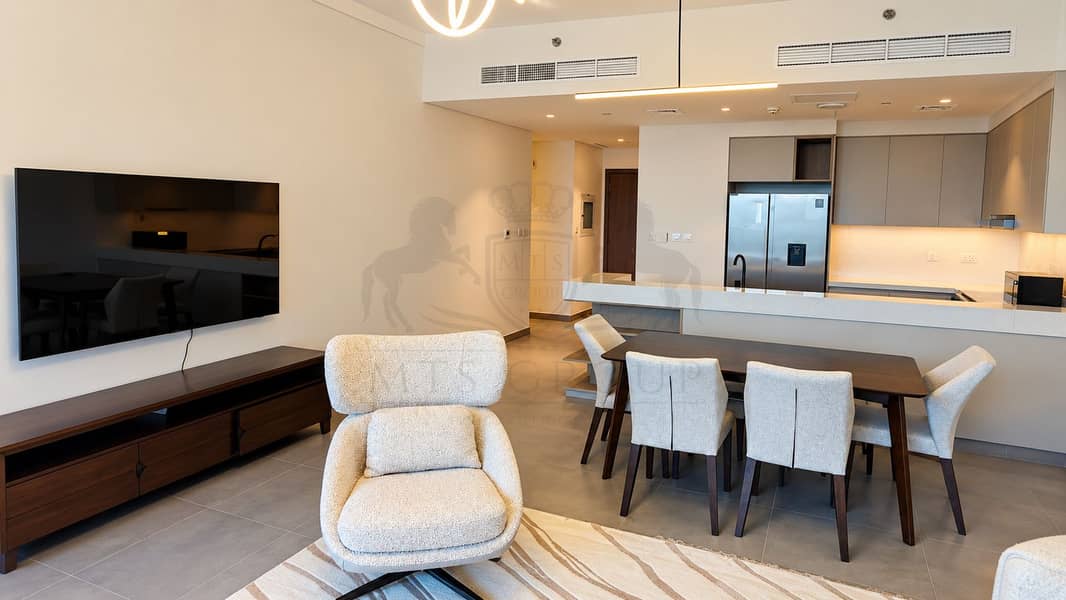 2 Modern Neutral Open-Plan Apartment. png