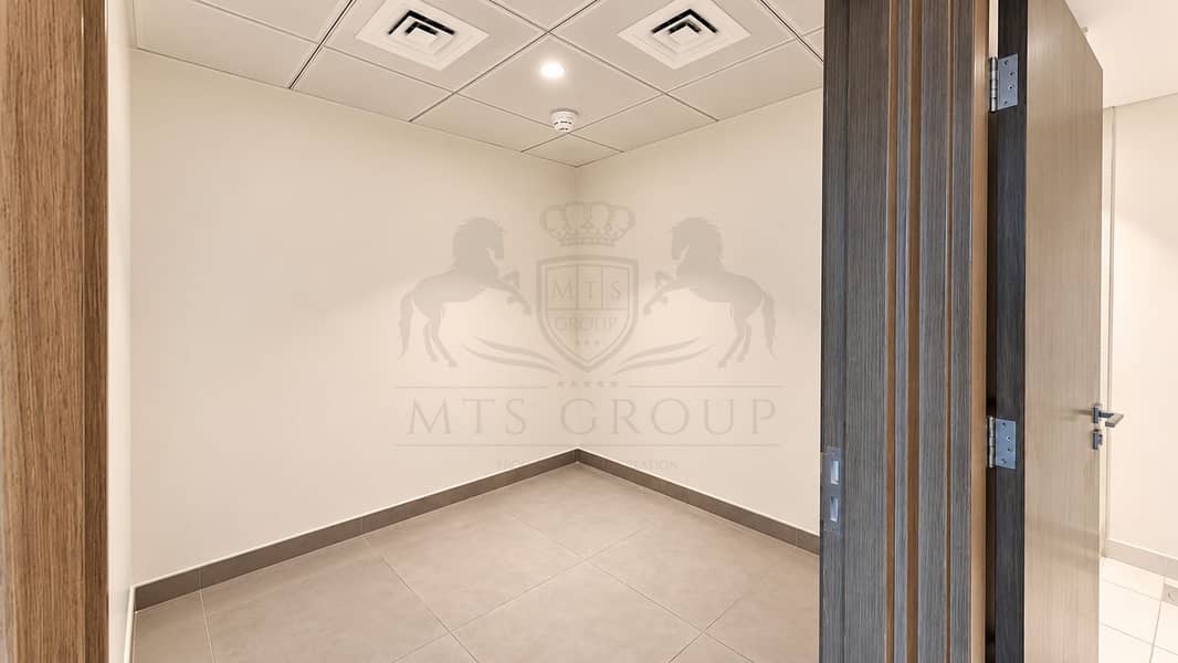 11 Minimal Modern Room with Open Door. png