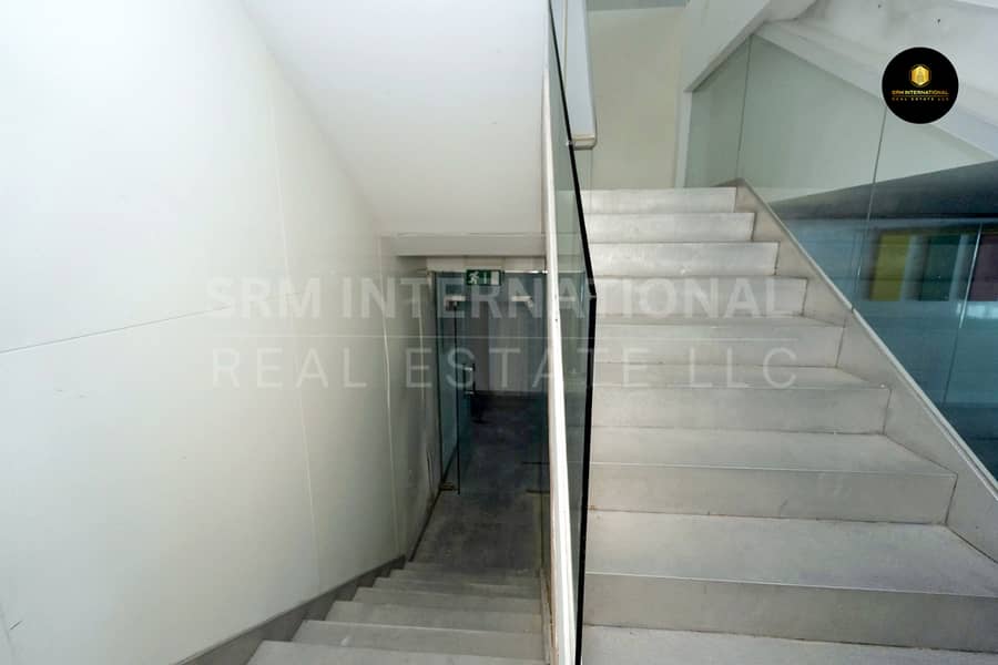 15 SRM01675 copy. jpg