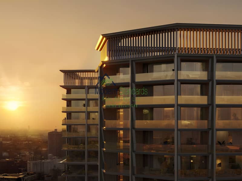 18 24010_206_Terrace_Sunset. png