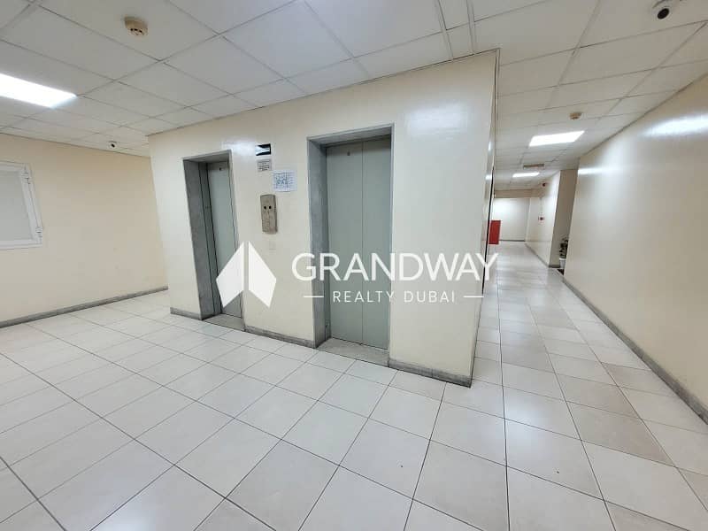 13 Bright Apartment | Spacious Layout | Al Muraqqabat — photo 13