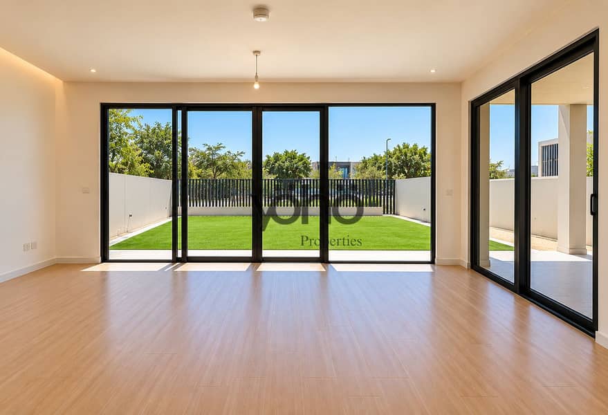 4 Sunlit Minimalist Interior Opening to Garden. png