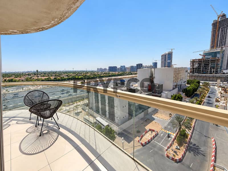 13_Balcony. jpg 13_Balcony. jpg