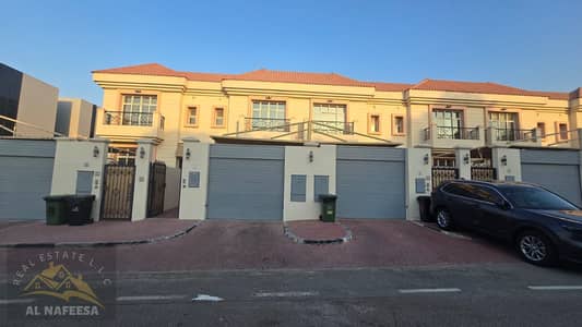 4 Bedroom Villa for Rent in Mirdif, Dubai - ebbf0dfa-ea5d-4181-9d52-d4d35e9cb18c. jpg 4 Bedroom Villa for Rent in Mirdif, Dubai - ebbf0dfa-ea5d-4181-9d52-d4d35e9cb18c. jpg