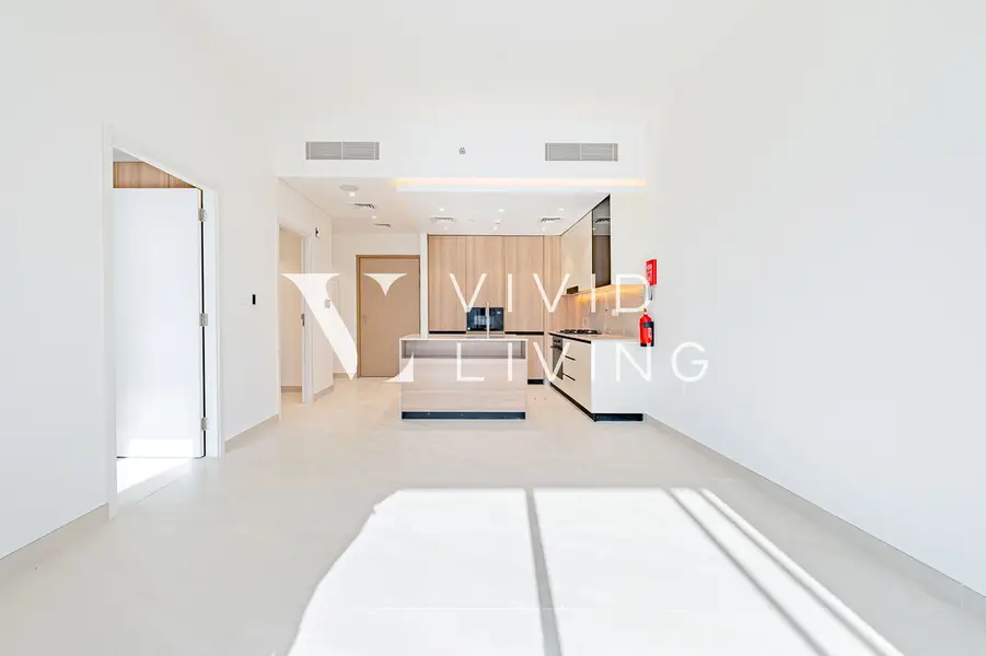 Brand New l Modern Finishing l Vacant
