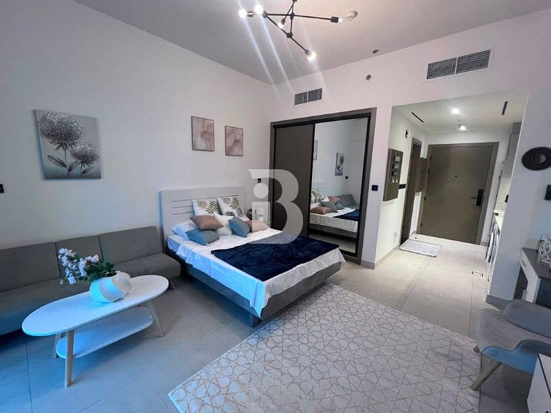 Fully Furnished Unit I Spacious | Vacant