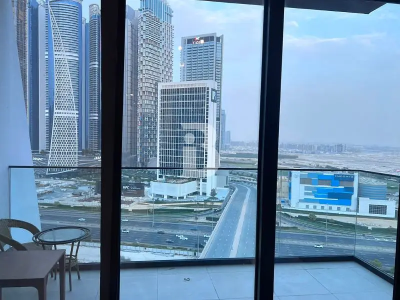 Fully Furnished Unit I Spacious | Vacant