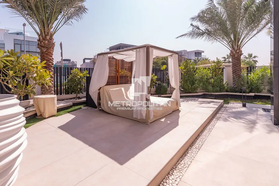 Ultra Luxury | Fully Smart | Editorial Style
