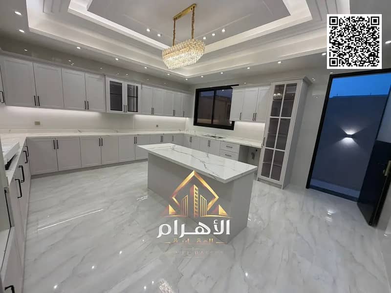 14 874335960-1066x800. webp