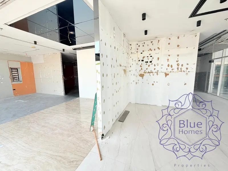 Prime Location | Showroom For Rent | 2 Dedicated parking