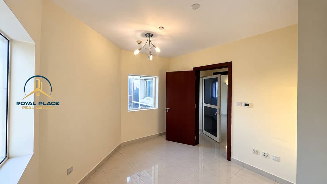 4 Bright Minimalist Apartment Interior. png