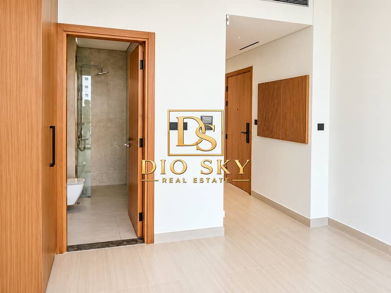 5 Image 5