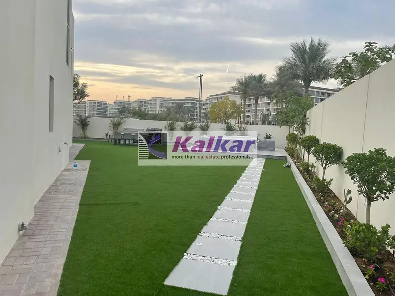Spacious 4 B/R + Maid | Biggest Plot | Sidra 3