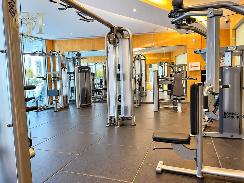 17 Modern Luxury Gym Interior. png