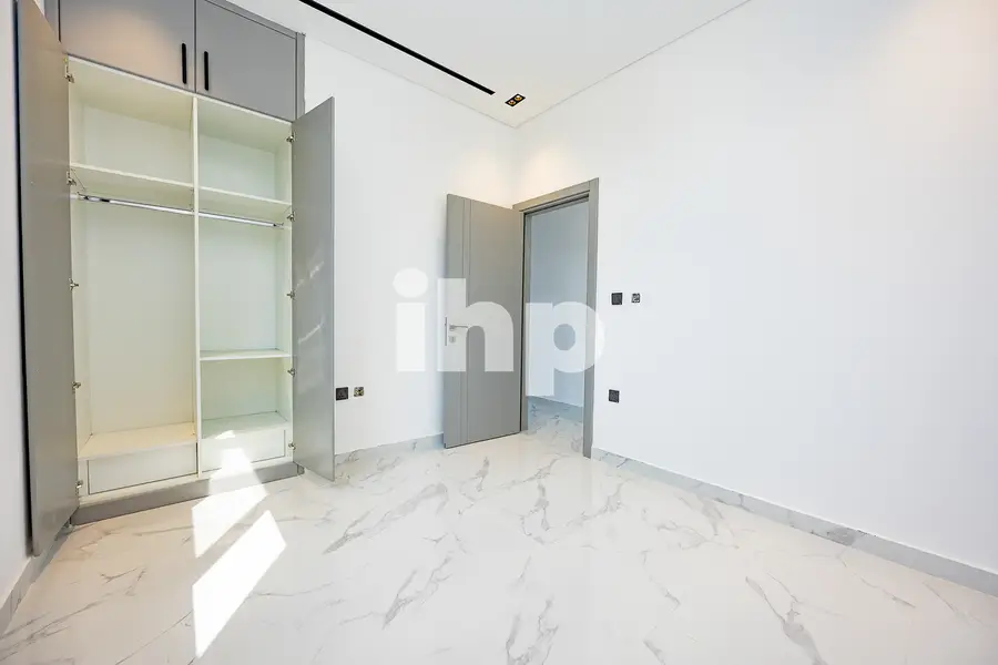 Luxury 3 BED | Spacious | Damac living