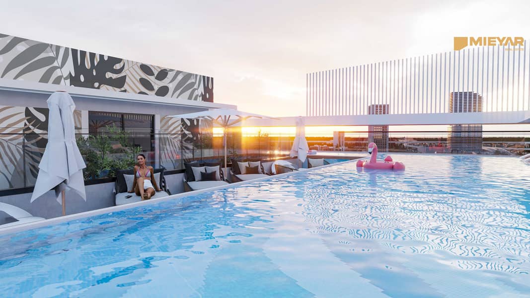 22 PoolArea01. jpg