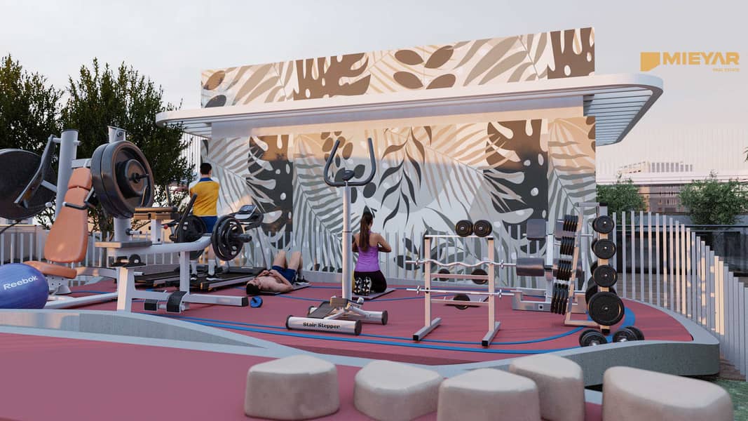 28 gymroof. jpg