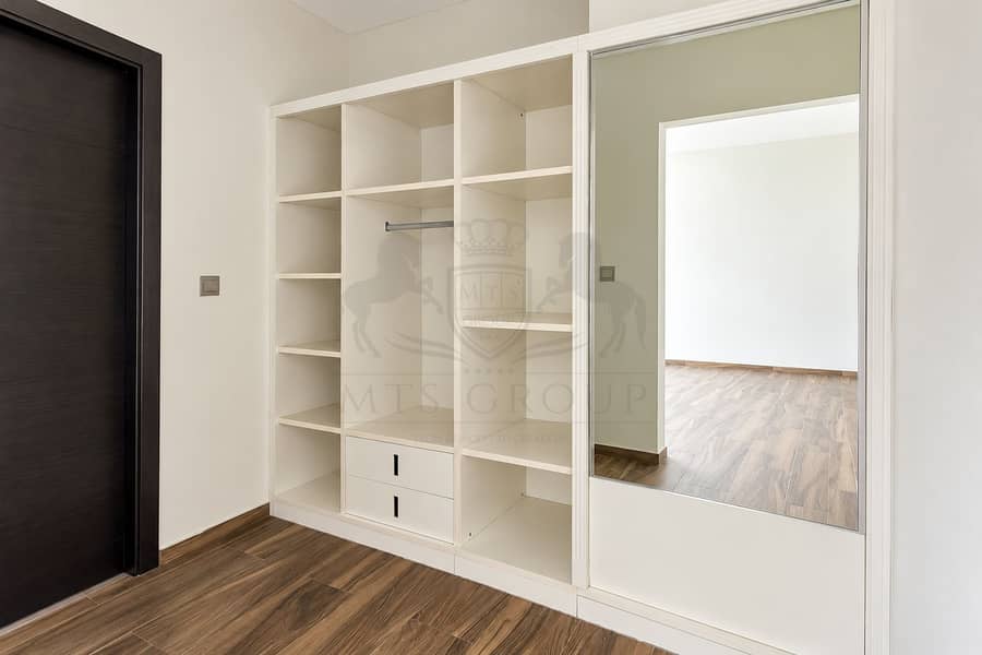 6 Modern White Wardrobe and Mirror Interior. png