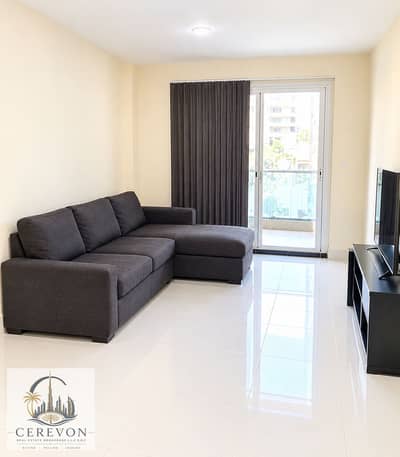 فلیٹ 2 غرفة نوم للايجار في قرية جميرا الدائرية، دبي - Bright Minimal Living Room. png فلیٹ 2 غرفة نوم للايجار في قرية جميرا الدائرية، دبي - Bright Minimal Living Room. png