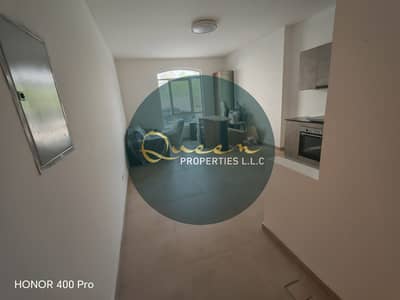 Studio for Rent in Corniche Ajman, Ajman - WhatsApp Image 2026-10-22 at 09.40. 38. jpeg Studio for Rent in Corniche Ajman, Ajman - WhatsApp Image 2026-10-22 at 09.40. 38. jpeg