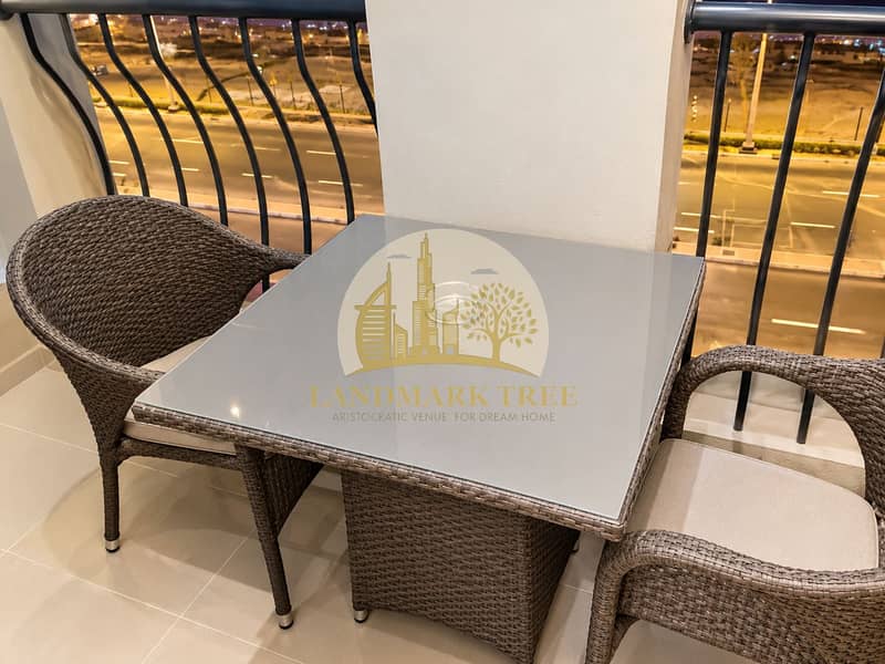 9 Modern Balcony Seating by Night. png