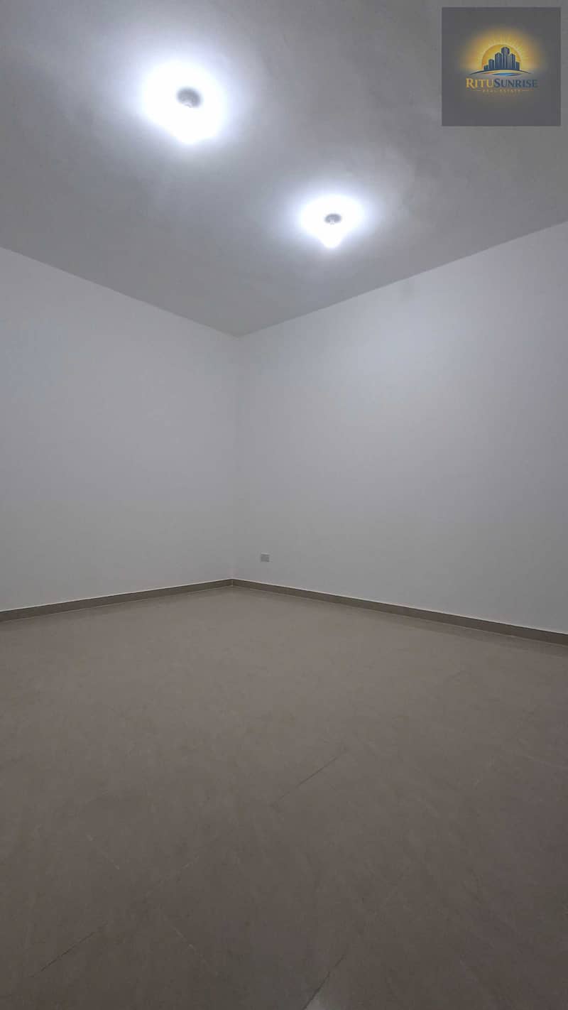 6 1000894636. jpg