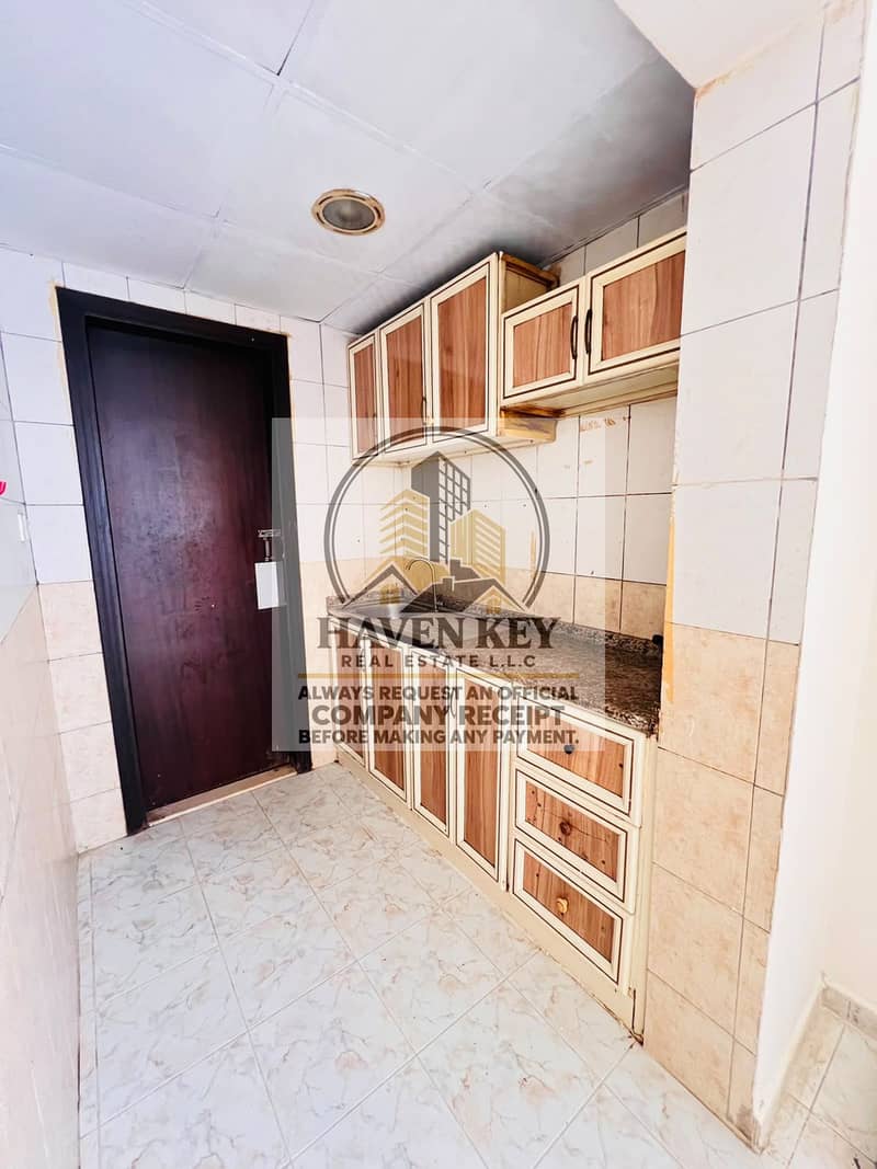 8 1000259094. jpg