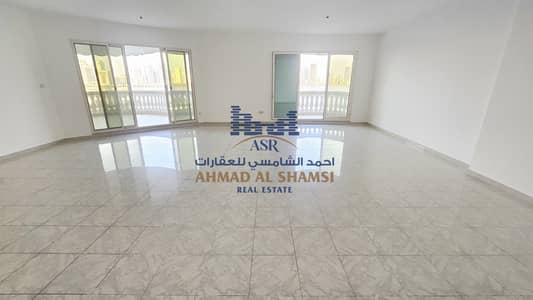 3 Cпальни Апартамент в аренду в Аль Маджаз, Шарджа - 20251022_165209. heic 3 Cпальни Апартамент в аренду в Аль Маджаз, Шарджа - 20251022_165209. heic