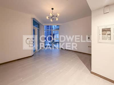 Studio for Rent in Business Bay, Dubai - Vacant | Pool view | Modern Unit Studio for Rent in Business Bay, Dubai - Vacant | Pool view | Modern Unit