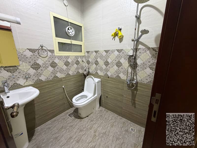 8 262A8ECC-7BCF-47E6-8E60-5F9468491BCC. jpg