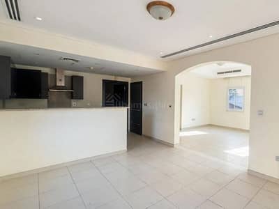 2 Slaapkamers Townhouse te Koop in Jumeirah Village Circle (JVC), Dubai - Rijwoning in Jumeirah Village Circle (JVC),Circle Villas, 2 slaapkamers, 5150000 AED - 16949960 2 Slaapkamers Townhouse te Koop in Jumeirah Village Circle (JVC), Dubai - Rijwoning in Jumeirah Village Circle (JVC),Circle Villas, 2 slaapkamers, 5150000 AED - 16949960