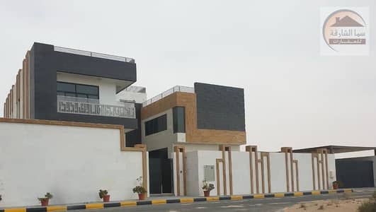 6 Bedroom Villa for Sale in Al Riqaibah, Sharjah - 06b756a8-42c9-4ff3-8795-761ab18275bc. jpg 6 Bedroom Villa for Sale in Al Riqaibah, Sharjah - 06b756a8-42c9-4ff3-8795-761ab18275bc. jpg