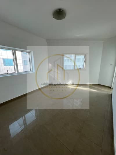2 habitaciones Apartamento para en Alquiler en Al Khan, Sharjah - WhatsApp Image 2026-10-07 at 5.38. 06 PM. jpeg