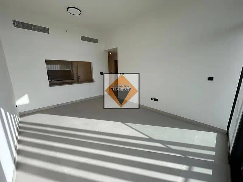 13 869312402-800x600. webp