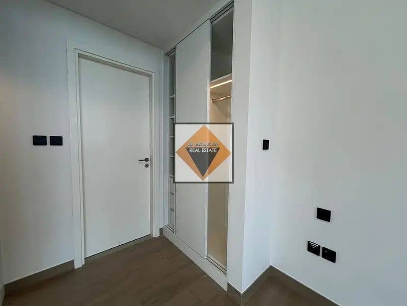 25 869312539-800x600. webp