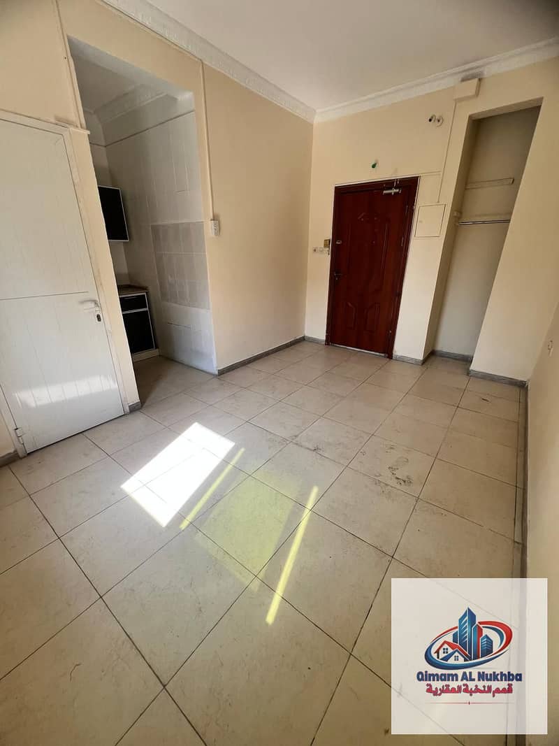 7 fe2539b0-5f21-44ae-bc89-5b23a8a0cdd2. jpg