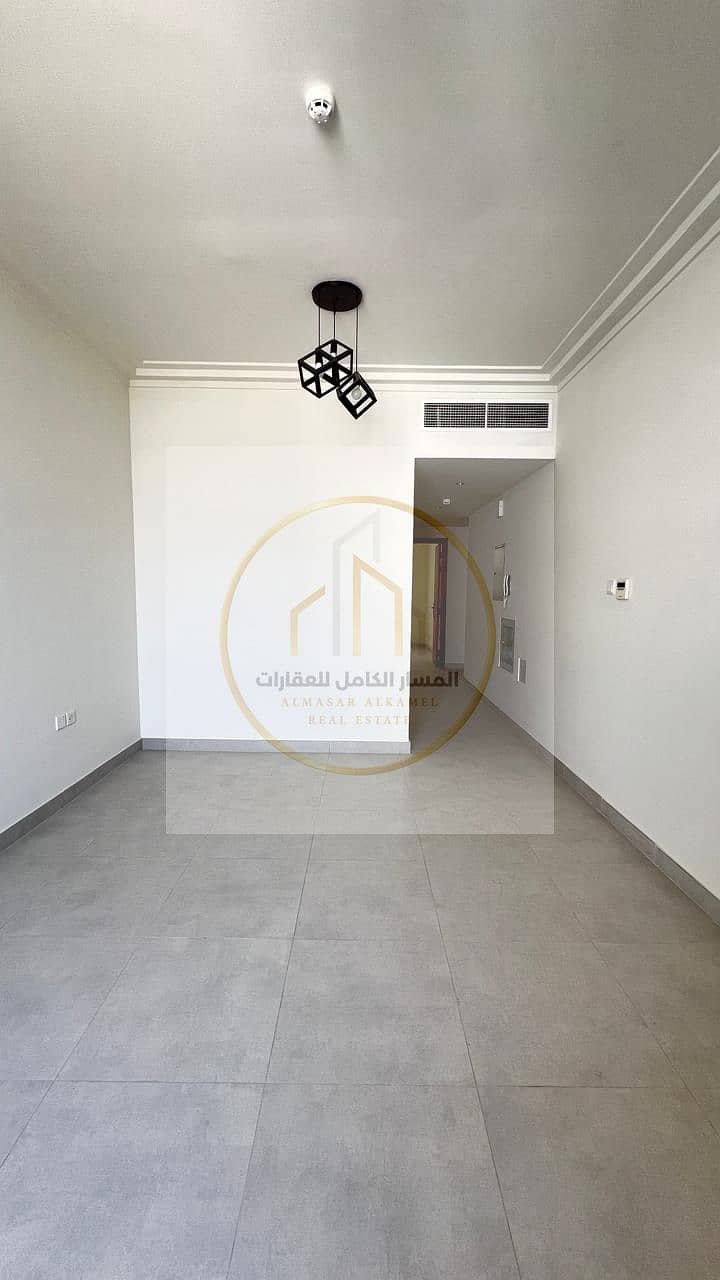 9 WhatsApp Image 2026-10-22 at 4.40. 04 PM. jpeg