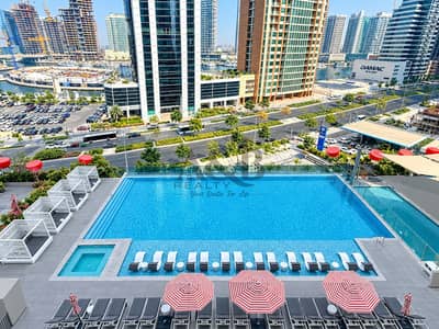商业湾， 迪拜 单身公寓待租 - Luxury Rooftop Pool Over Marina Cityscape. png