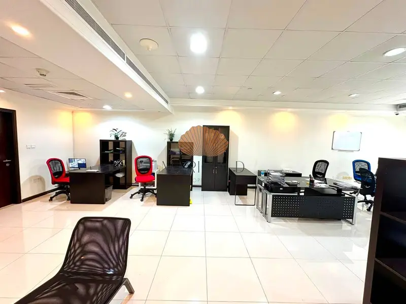 EXCLUSIVE OFFICE I PRIME LOCATION I AVAILABLE NOW