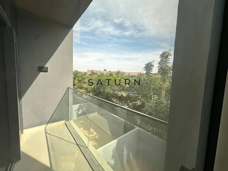 17 8308ae88-25c4-4037-9e64-55f5fb89b344. jpg