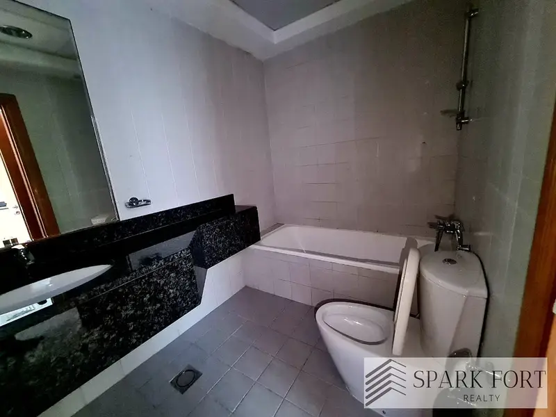 Canal View 1BR | Prime Location | Balcony | Rented