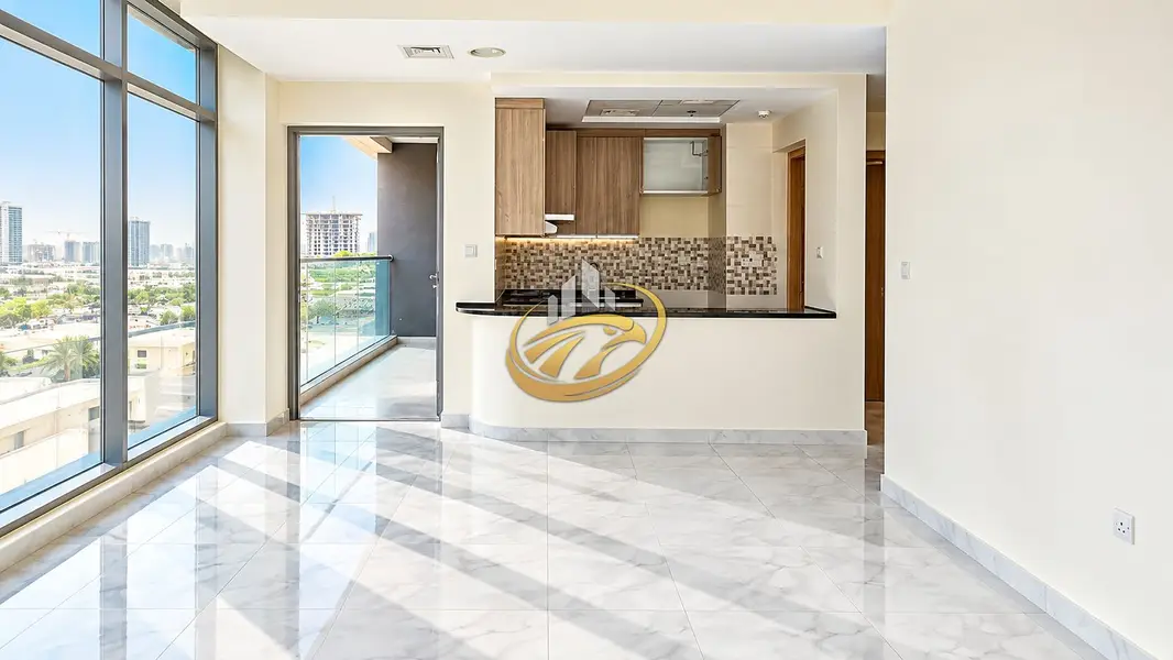 Bright Studio | Balcony | Open View
